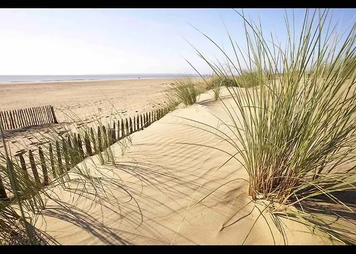 Rez De Jardin, St Brevin Les Pins, A Pieds سانت-بريفين-لي-بان